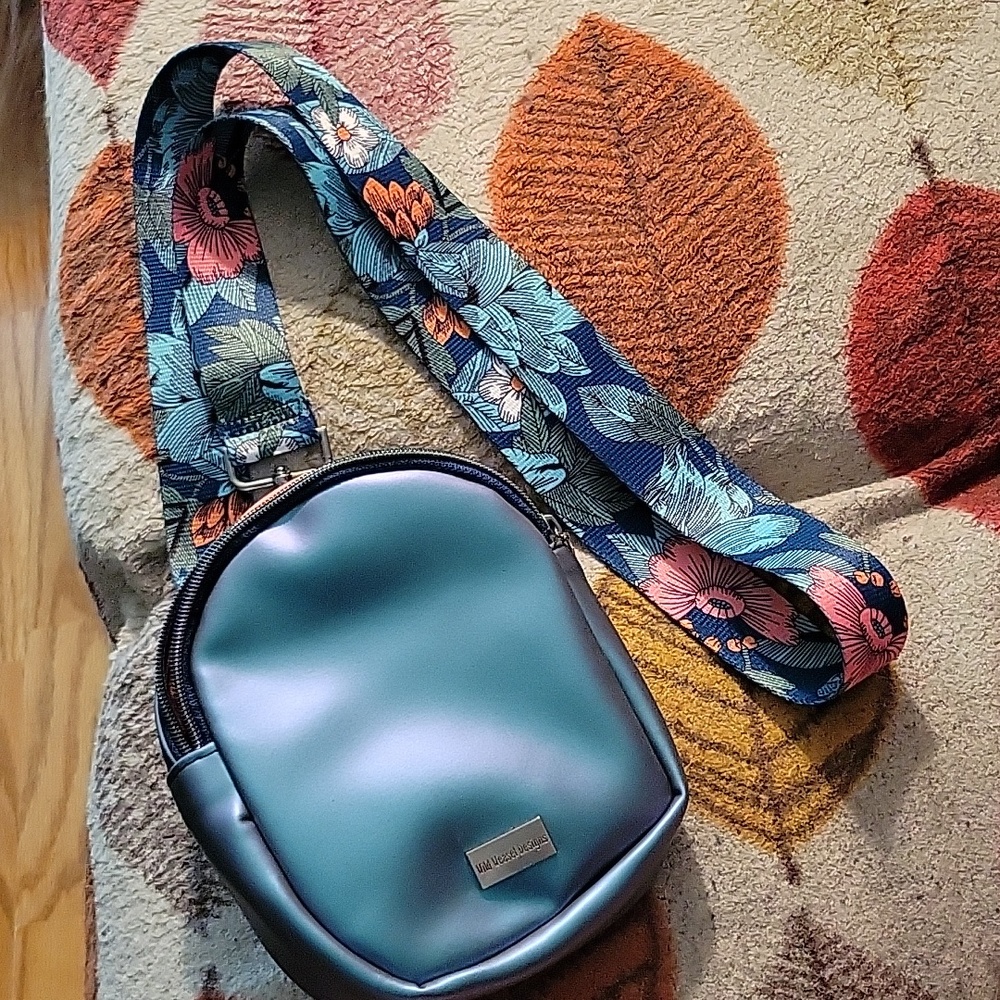Crossbody sling bag